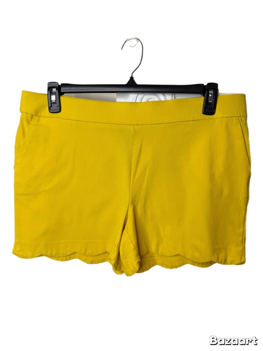 Yellow Scallop Hem Women’s Shorts size XL Jules & Leopold